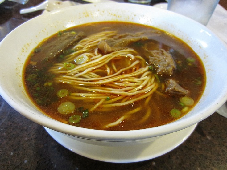 Braised beef noodle soup