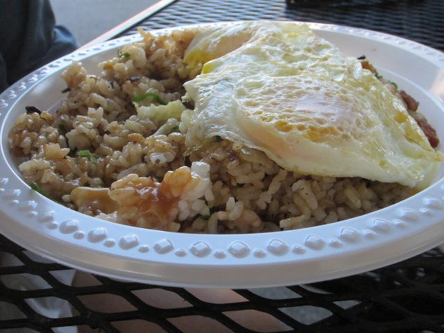 Fried rice with eggs